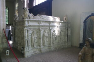 Tomb of Anne of York and Thomas Howard